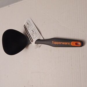 4/$40  New Tupperware Soup Ladle